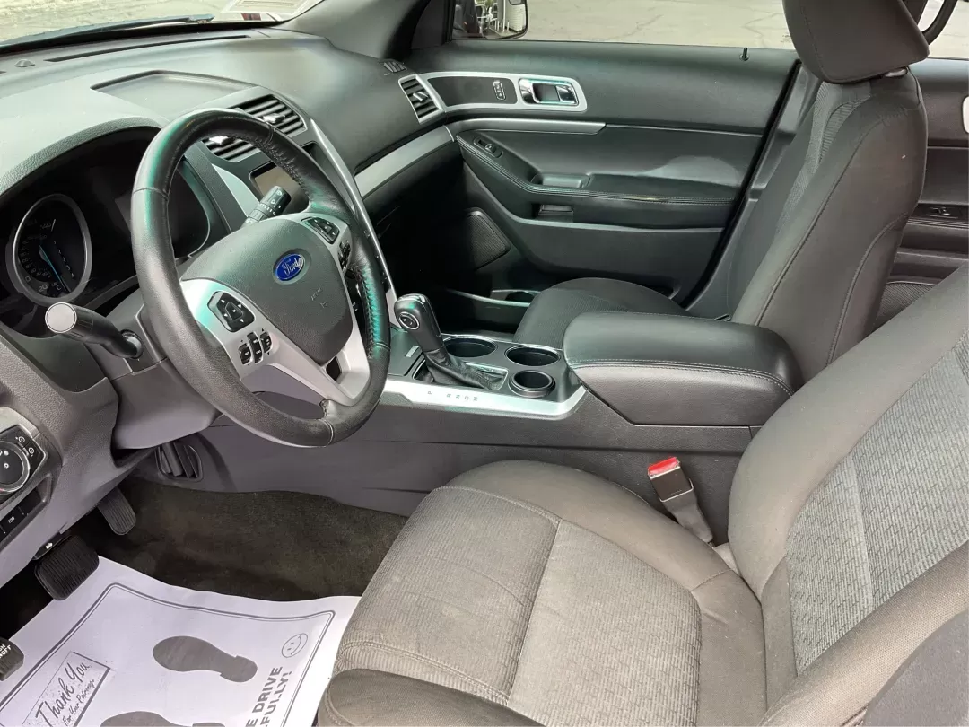 2011 Ford Explorer XLT (1FMHK7D8XBG) with an Other engine, located at 8750 N County Rd 25A, Piqua, OH, 45356, (937) 908-9800, 40.164391, -84.232513 - 2011 Ford Explorer XLT - Photo#8