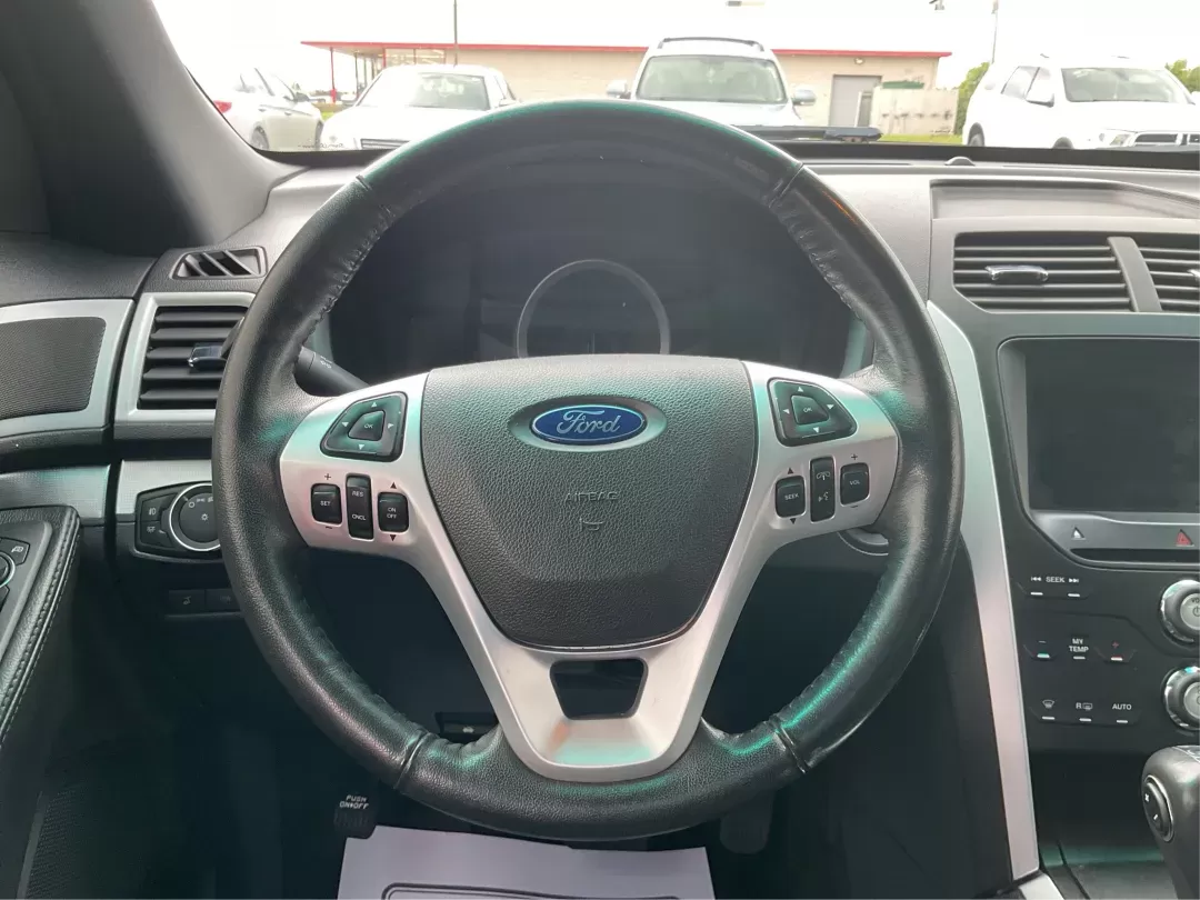 2011 Ford Explorer XLT (1FMHK7D8XBG) with an Other engine, located at 8750 N County Rd 25A, Piqua, OH, 45356, (937) 908-9800, 40.164391, -84.232513 - 2011 Ford Explorer XLT - Photo#15