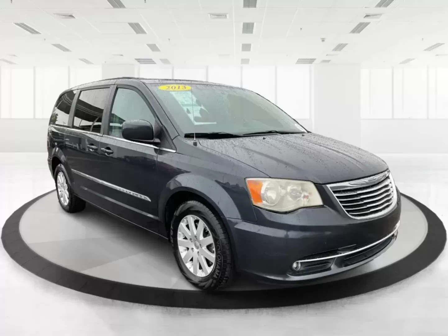 2013 Chrysler Town and Country Touring (2C4RC1BG5DR) with an Pentastar 3.6L V-6 DOHC engine, located at 4508 South Dixie Dr, Moraine, OH, 45439, (937) 908-9800, 39.689976, -84.218452 - Photo#0