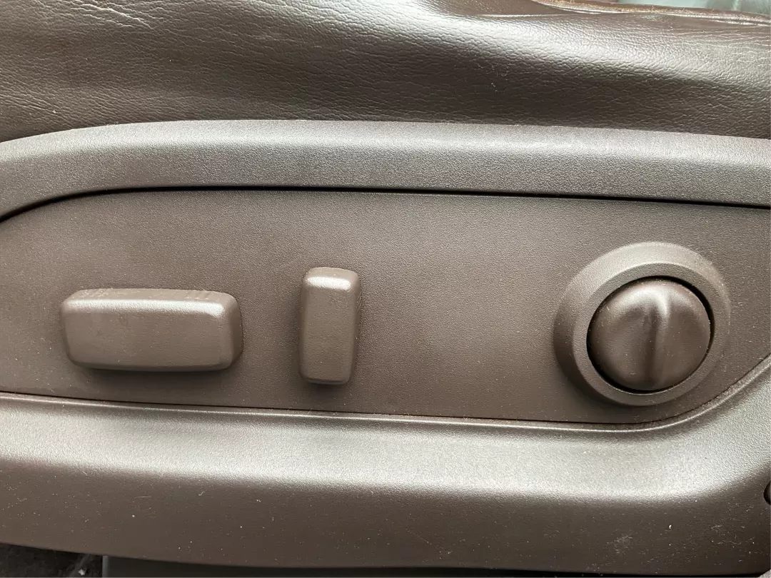 2014 Buick Enclave Premium (5GAKVCKD1EJ) with an 3.6L V-6 gasoline direct injection engine, located at 401 Woodman Dr, Riverside, OH, 45431, (937) 908-9800, 39.760899, -84.123421 - 2014 Buick Enclave Premium - Photo#17