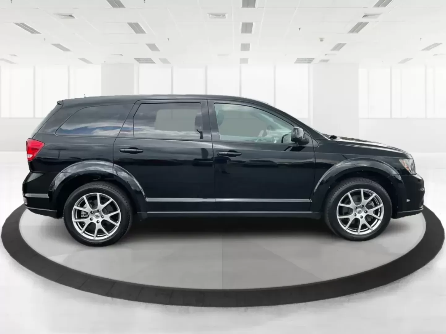 2018 Dodge Journey GT AWD (3C4PDDEG6JT) with an Pentastar 3.6L V-6 DOHC engine, located at 8750 N County Rd 25A, Piqua, OH, 45356, (937) 908-9800, 40.164391, -84.232513 - 2018 Dodge Journey GT AWD - Photo#1