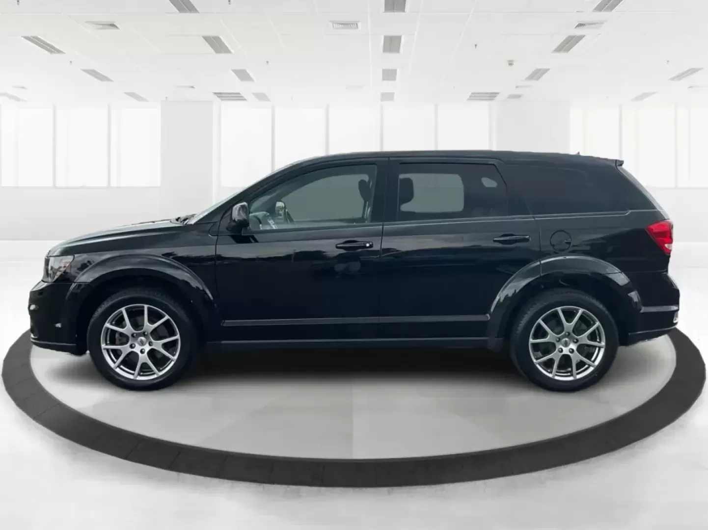 2018 Dodge Journey GT AWD (3C4PDDEG6JT) with an Pentastar 3.6L V-6 DOHC engine, located at 8750 N County Rd 25A, Piqua, OH, 45356, (937) 908-9800, 40.164391, -84.232513 - 2018 Dodge Journey GT AWD - Photo#5