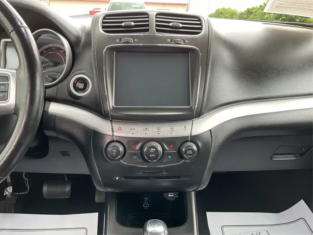 2018 Dodge Journey GT AWD (3C4PDDEG6JT) with an Pentastar 3.6L V-6 DOHC engine, located at 8750 N County Rd 25A, Piqua, OH, 45356, (937) 908-9800, 40.164391, -84.232513 - 2018 Dodge Journey GT AWD - Photo#12