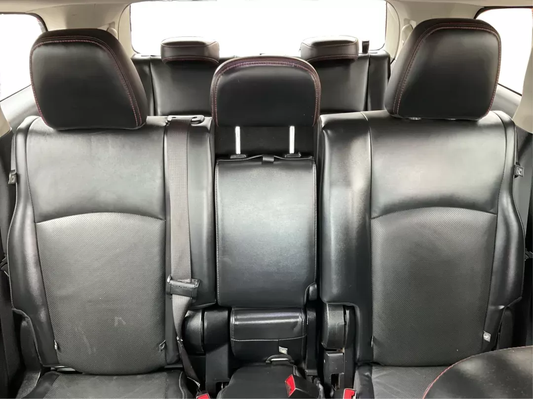 2018 Dodge Journey GT AWD (3C4PDDEG6JT) with an Pentastar 3.6L V-6 DOHC engine, located at 8750 N County Rd 25A, Piqua, OH, 45356, (937) 908-9800, 40.164391, -84.232513 - 2018 Dodge Journey GT AWD - Photo#13