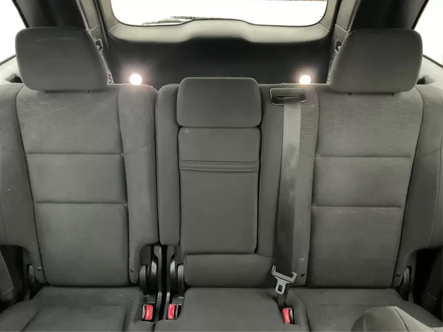 2015 Jeep Grand Cherokee Laredo (1C4RJFAG7FC) with an 3.6L V-6 DOHC engine, located at 8750 N County Rd 25A, Piqua, OH, 45356, (937) 908-9800, 40.164391, -84.232513 - Photo#13