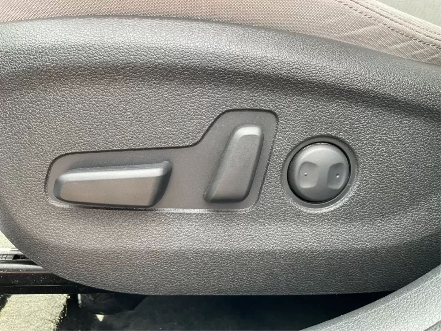 2016 Hyundai Tucson Eco (KM8J3CA24GU) with an 1.6L I-4 gasoline direct injection engine, located at 8750 N County Rd 25A, Piqua, OH, 45356, (937) 908-9800, 40.164391, -84.232513 - 2016 Hyundai Tucson Eco - Photo#16