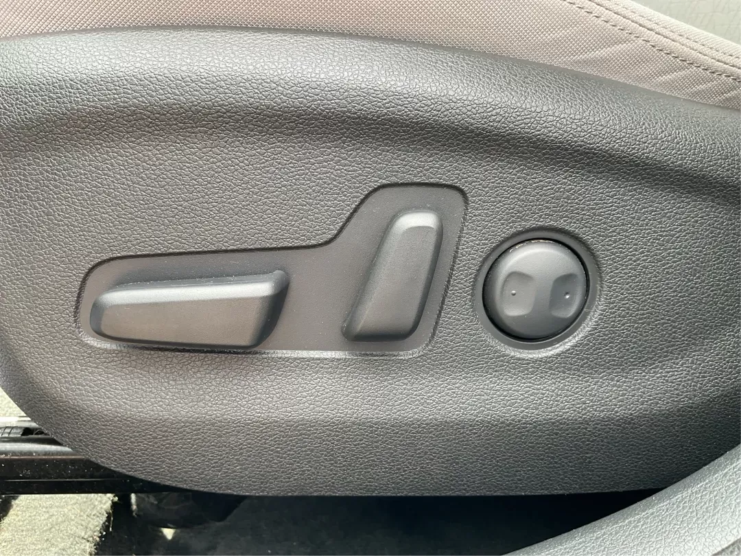 2016 Hyundai Tucson Eco (KM8J3CA24GU) with an 1.6L I-4 gasoline direct injection engine, located at 8750 N County Rd 25A, Piqua, OH, 45356, (937) 908-9800, 40.164391, -84.232513 - 2016 Hyundai Tucson Eco - Photo#16