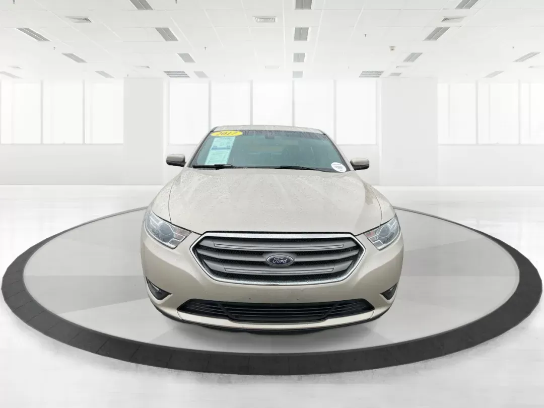 2017 Ford Taurus SEL (1FAHP2E86HG) with an EcoBoost 2L I-4 gasoline direct injection engine, located at 4508 South Dixie Dr, Moraine, OH, 45439, (937) 908-9800, 39.689976, -84.218452 - 2017 Ford Taurus SEL - Photo#6
