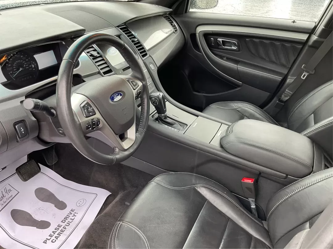 2017 Ford Taurus SEL (1FAHP2E86HG) with an EcoBoost 2L I-4 gasoline direct injection engine, located at 4508 South Dixie Dr, Moraine, OH, 45439, (937) 908-9800, 39.689976, -84.218452 - 2017 Ford Taurus SEL - Photo#8