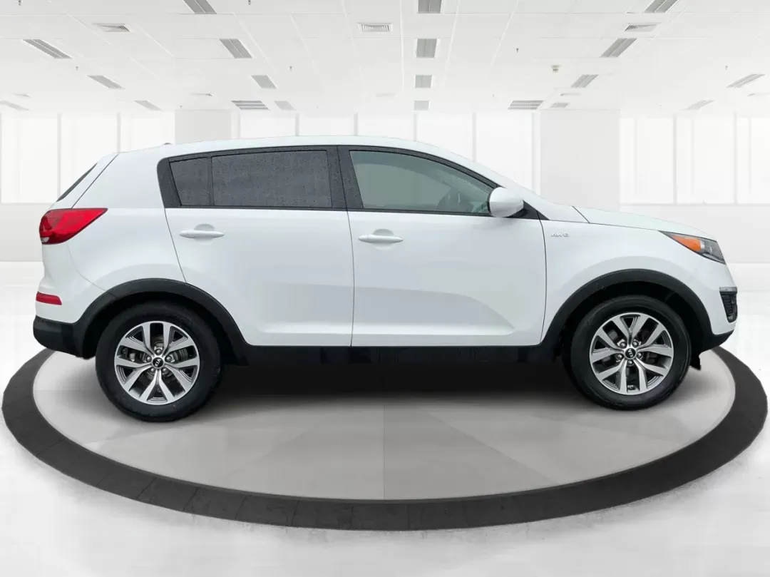 2015 Kia Sportage LX (KNDPBCAC3F7) with an Other engine, located at 1230 East Main St, Xenia, OH, 45385, (937) 908-9800, 39.688026, -83.910172 - 2015 Kia Sportage LX - Photo#1