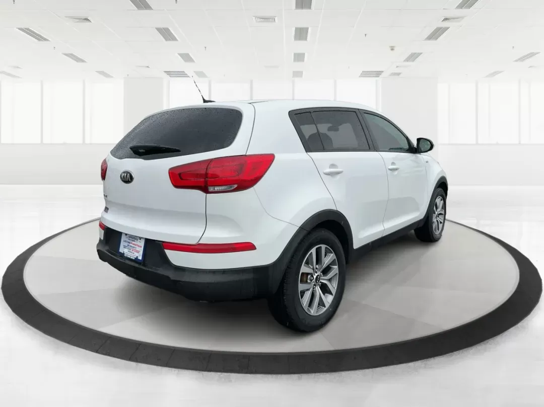 2015 Kia Sportage LX (KNDPBCAC3F7) with an Other engine, located at 1230 East Main St, Xenia, OH, 45385, (937) 908-9800, 39.688026, -83.910172 - 2015 Kia Sportage LX - Photo#2