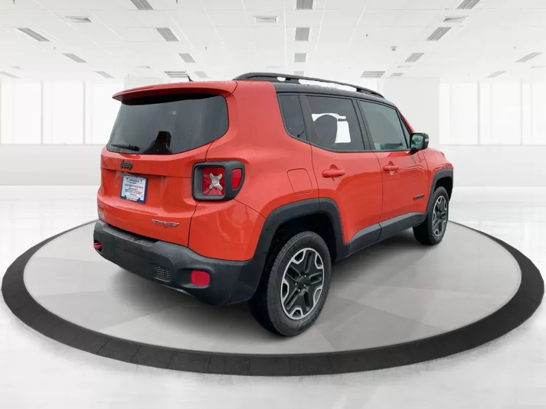 2016 Jeep Renegade Trailhawk (ZACCJBCT1GP) with an Tigershark MultiAir 2.4L I-4 variable valve contro engine, located at 1099 N County Rd 25A , Troy, OH, 45373, (937) 908-9800, 40.057079, -84.212883 - 2016 Jeep Renegade Trailhawk - Photo#2