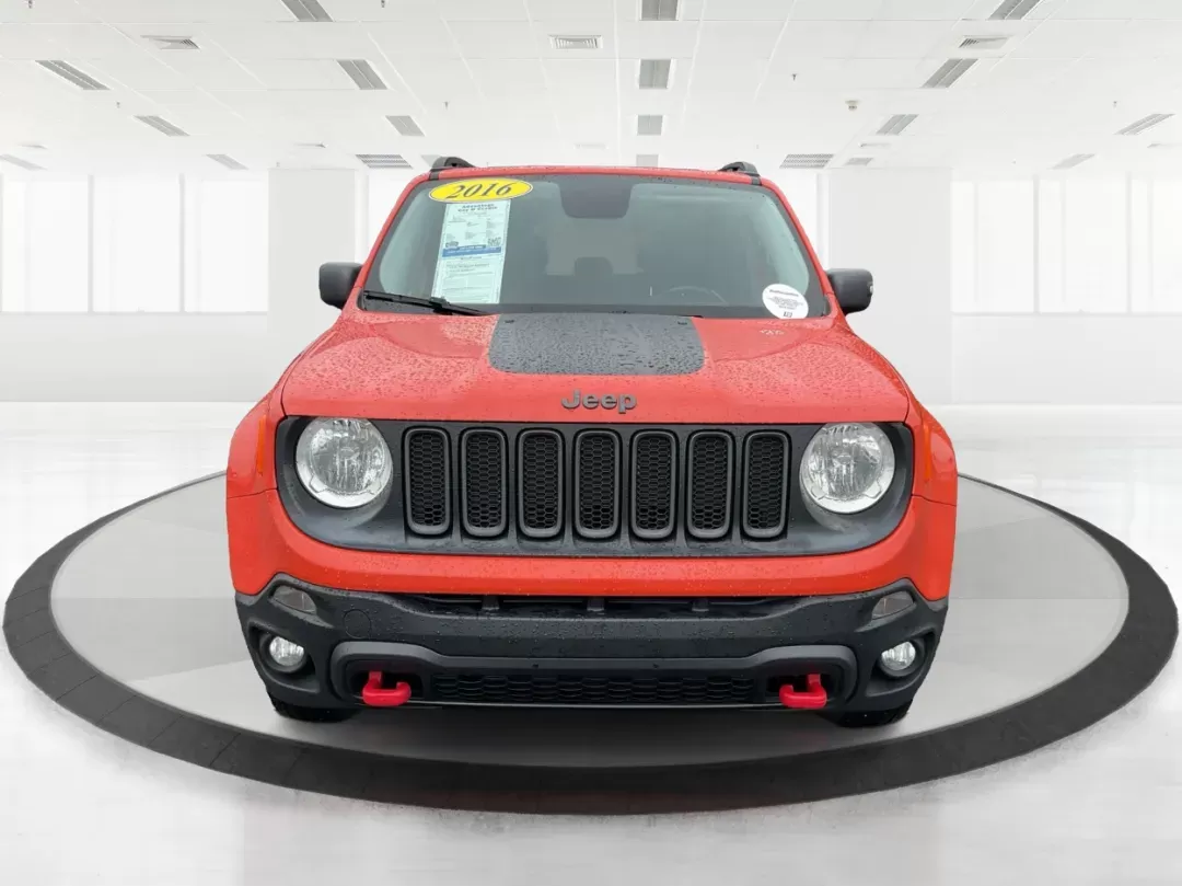 2016 Jeep Renegade Trailhawk (ZACCJBCT1GP) with an Tigershark MultiAir 2.4L I-4 variable valve contro engine, located at 1099 N County Rd 25A , Troy, OH, 45373, (937) 908-9800, 40.057079, -84.212883 - 2016 Jeep Renegade Trailhawk - Photo#6