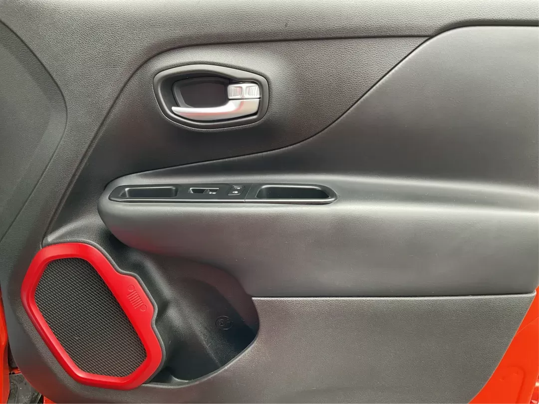 2016 Jeep Renegade Trailhawk (ZACCJBCT1GP) with an Tigershark MultiAir 2.4L I-4 variable valve contro engine, located at 1099 N County Rd 25A , Troy, OH, 45373, (937) 908-9800, 40.057079, -84.212883 - 2016 Jeep Renegade Trailhawk - Photo#18
