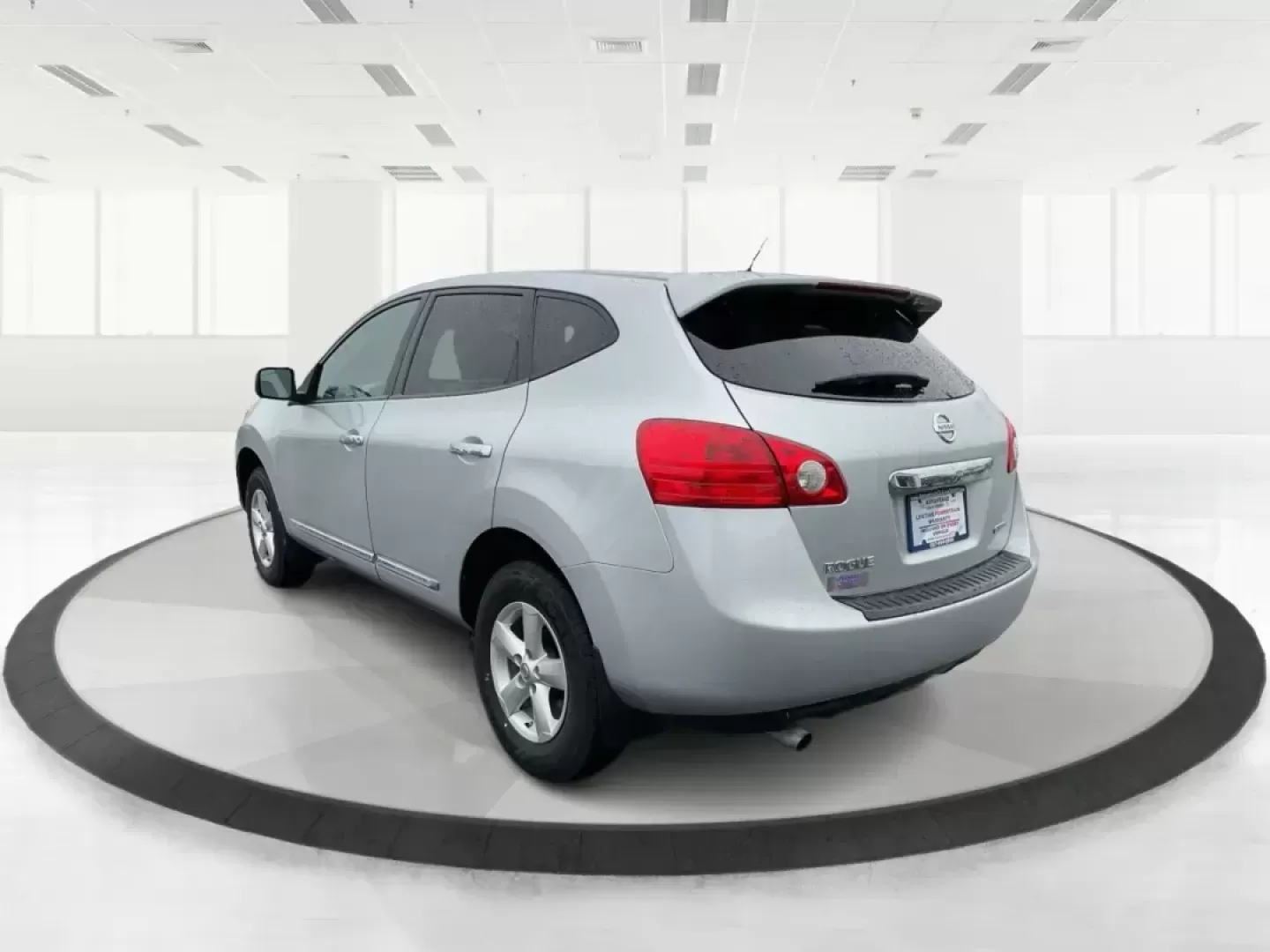 2012 Nissan Rogue S (JN8AS5MT2CW) with an 2.5L I-4 DOHC engine, located at 1951 S Dayton Lakeview Rd., New Carlisle, OH, 45344, (937) 908-9800, 39.890999, -84.050255 - Photo#4