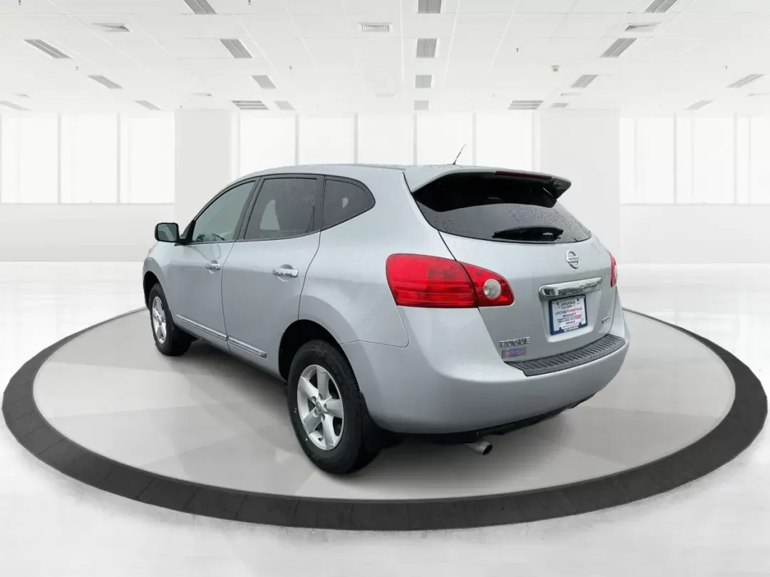 2012 Nissan Rogue S (JN8AS5MT2CW) with an 2.5L I-4 DOHC engine, located at 1951 S Dayton Lakeview Rd., New Carlisle, OH, 45344, (937) 908-9800, 39.890999, -84.050255 - 2012 Nissan Rogue S - Photo#4