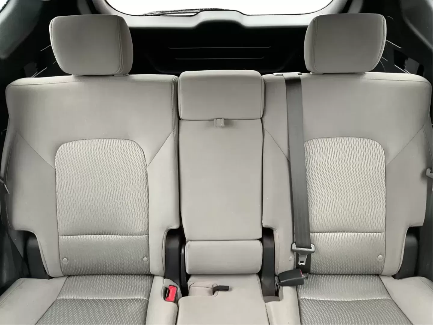 2017 Hyundai Santa Fe Sport 2.4L (5NMZT3LB8HH) with an Theta II 2.4L I-4 gasoline direct injection engine, located at 1184 Kauffman Ave, Fairborn, OH, 45324, (937) 908-9800, 39.807072, -84.030914 - 2017 Hyundai Santa Fe Sport 2.4L - Photo#13