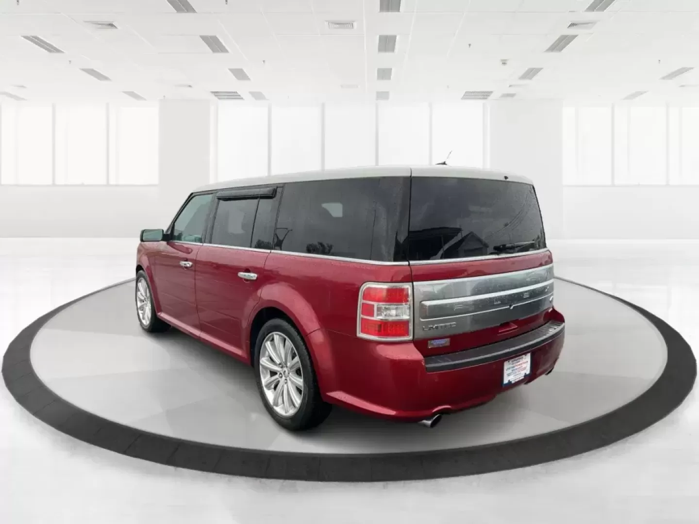2014 Ford Flex Limited (2FMHK6DTXEB) with an EcoBoost 3.5L V-6 gasoline direct injection engine, located at 4508 South Dixie Dr, Moraine, OH, 45439, (937) 908-9800, 39.689976, -84.218452 - Third Row - Photo#4