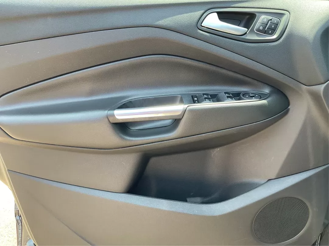 2017 Ford Escape Titanium (1FMCU9J94HU) with an Other engine, located at 4508 South Dixie Dr, Moraine, OH, 45439, (937) 908-9800, 39.689976, -84.218452 - 2017 Ford Escape Titanium - Photo#18
