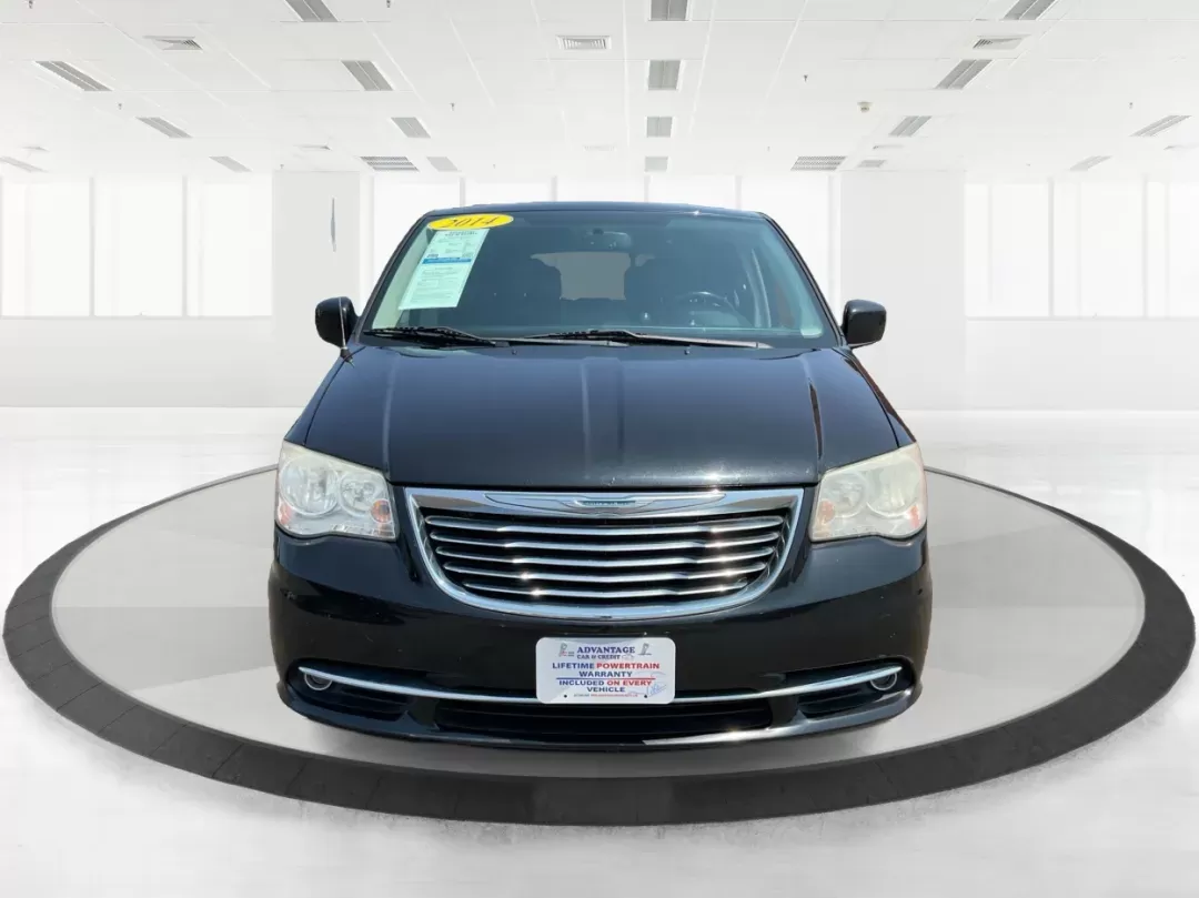 2014 Chrysler Town and Country Touring (2C4RC1BG3ER) with an Pentastar 3.6L V-6 DOHC engine, located at 1099 N County Rd 25A , Troy, OH, 45373, (937) 908-9800, 40.057079, -84.212883 - 2014 Chrysler Town and Country Touring - Photo#6