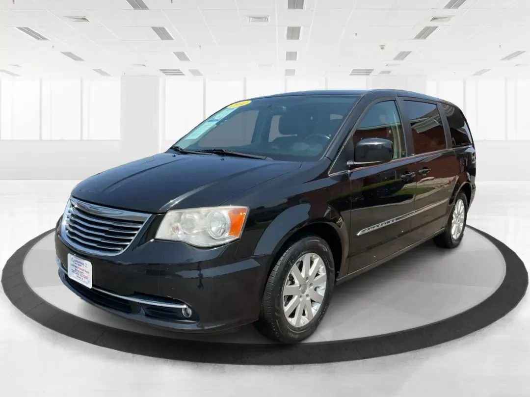 2014 Chrysler Town and Country Touring (2C4RC1BG3ER) with an Pentastar 3.6L V-6 DOHC engine, located at 1099 N County Rd 25A , Troy, OH, 45373, (937) 908-9800, 40.057079, -84.212883 - 2014 Chrysler Town and Country Touring - Photo#7