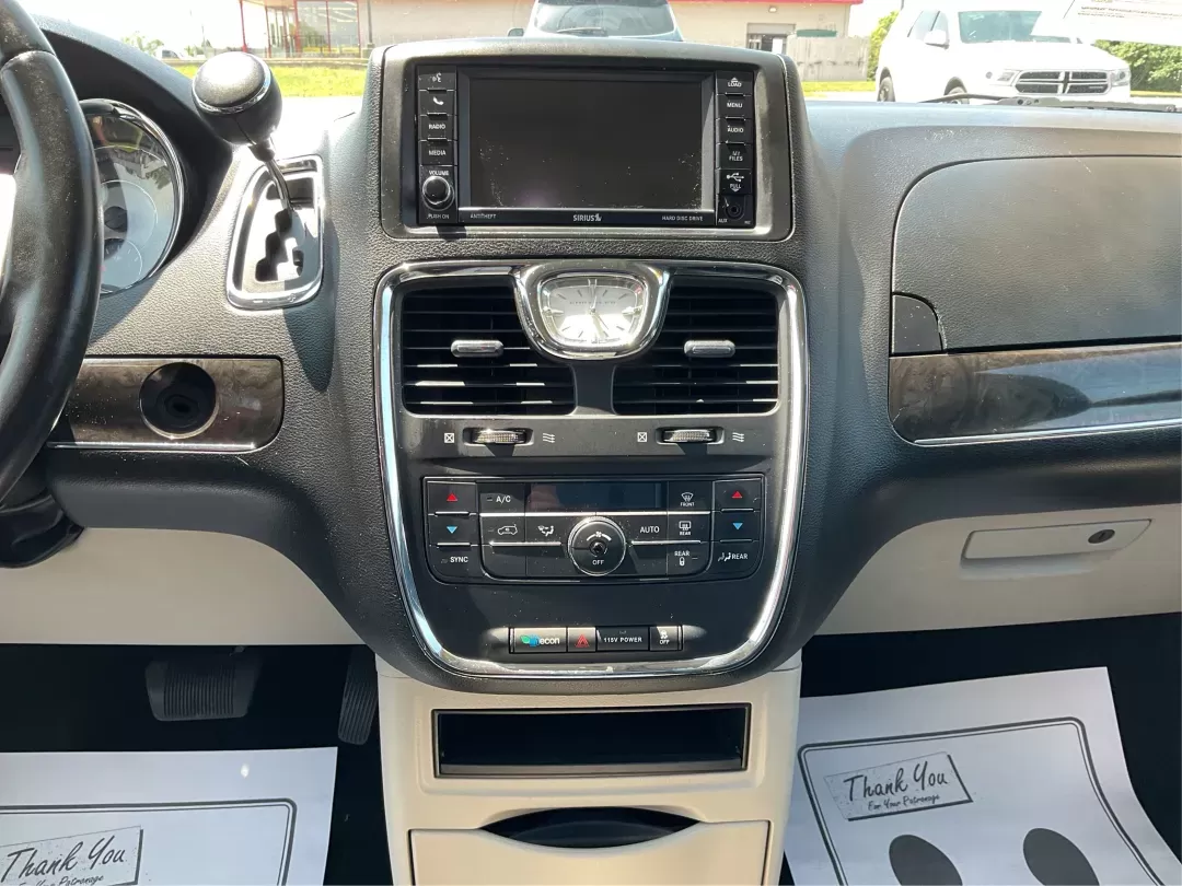 2014 Chrysler Town and Country Touring (2C4RC1BG3ER) with an Pentastar 3.6L V-6 DOHC engine, located at 1099 N County Rd 25A , Troy, OH, 45373, (937) 908-9800, 40.057079, -84.212883 - 2014 Chrysler Town and Country Touring - Photo#12