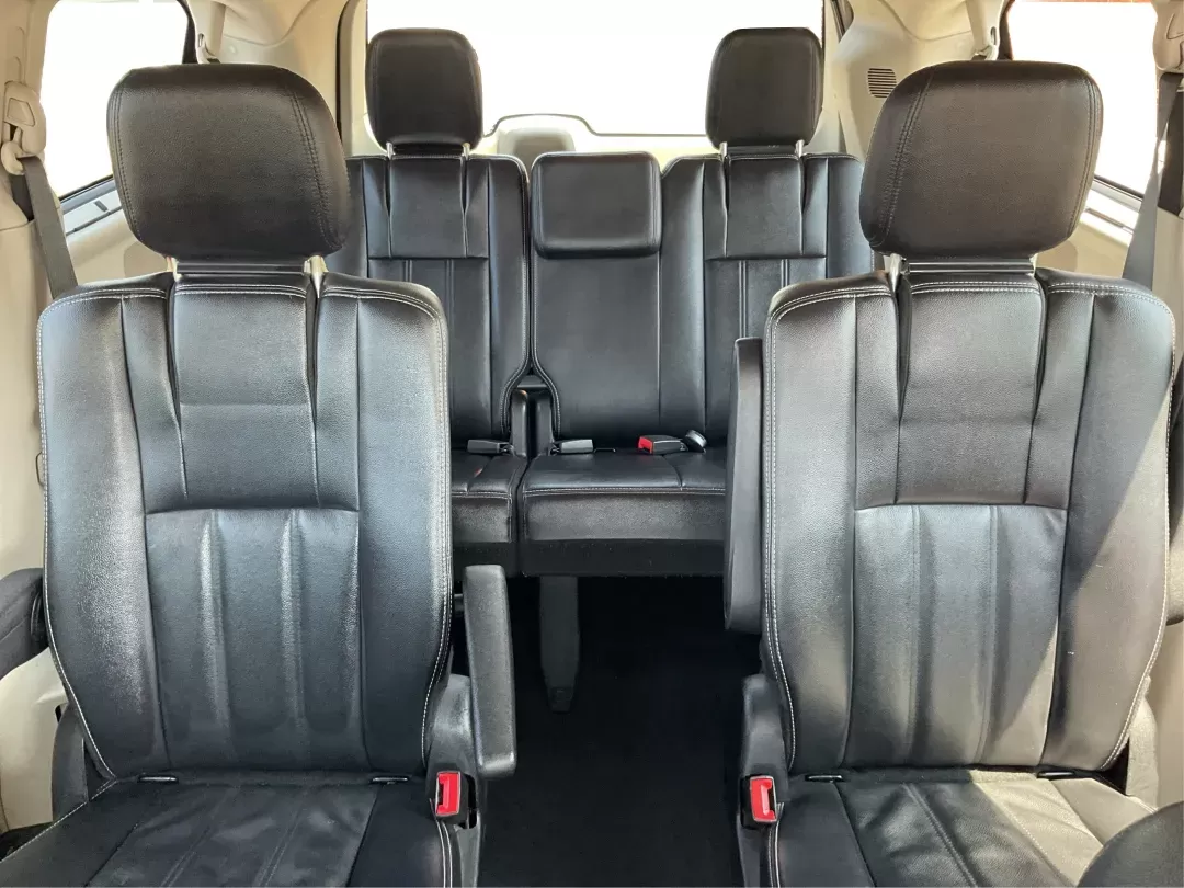 2014 Chrysler Town and Country Touring (2C4RC1BG3ER) with an Pentastar 3.6L V-6 DOHC engine, located at 1099 N County Rd 25A , Troy, OH, 45373, (937) 908-9800, 40.057079, -84.212883 - 2014 Chrysler Town and Country Touring - Photo#13