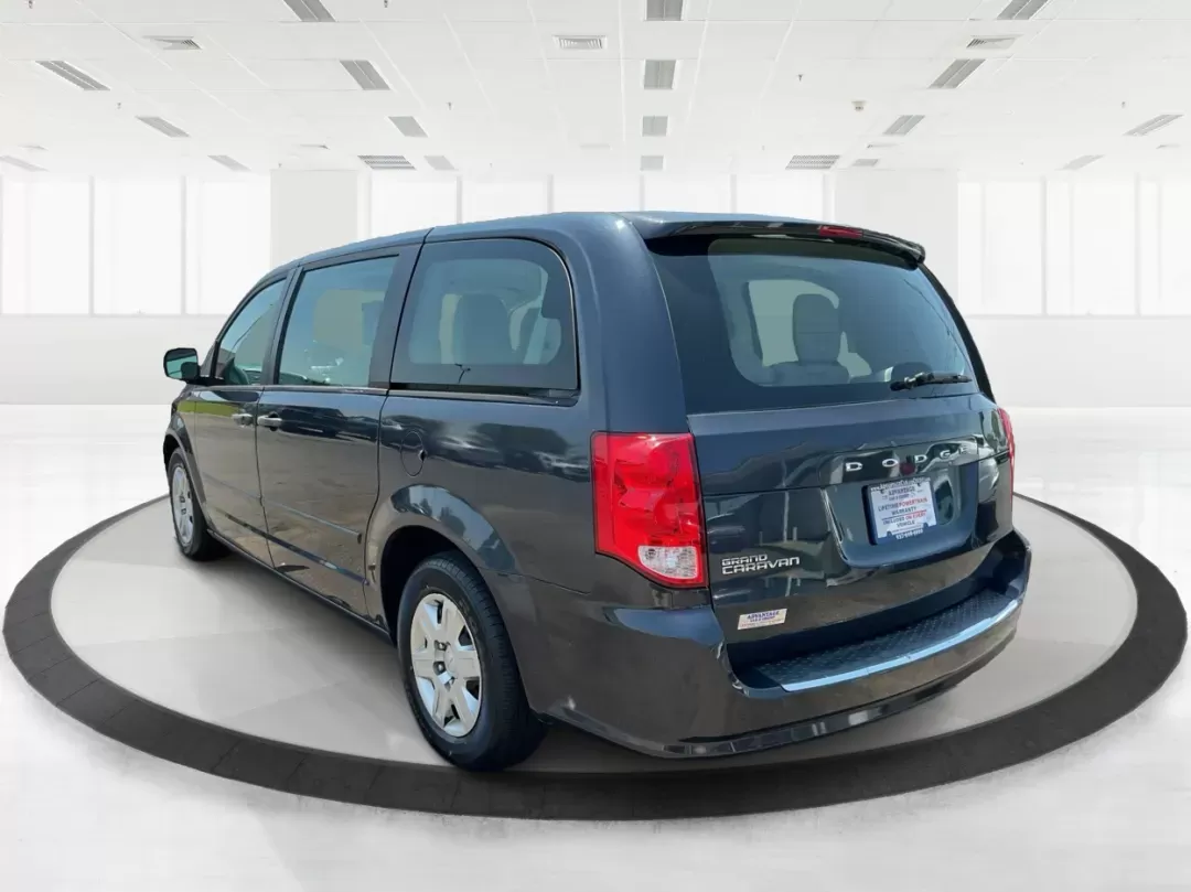 2013 Dodge Grand Caravan SE (2C4RDGBG2DR) with an 3.6L V6 DOHC 24V engine, 6-Speed Automatic transmission, located at 401 Woodman Dr, Riverside, OH, 45431, (937) 908-9800, 39.760899, -84.123421 - 2013 Dodge Grand Caravan SE - Photo#4