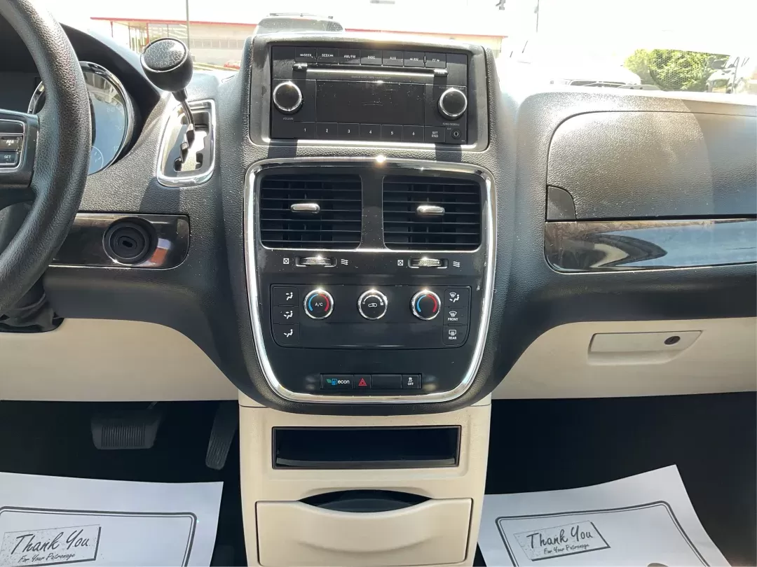 2013 Dodge Grand Caravan SE (2C4RDGBG2DR) with an 3.6L V6 DOHC 24V engine, 6-Speed Automatic transmission, located at 401 Woodman Dr, Riverside, OH, 45431, (937) 908-9800, 39.760899, -84.123421 - 2013 Dodge Grand Caravan SE - Photo#12