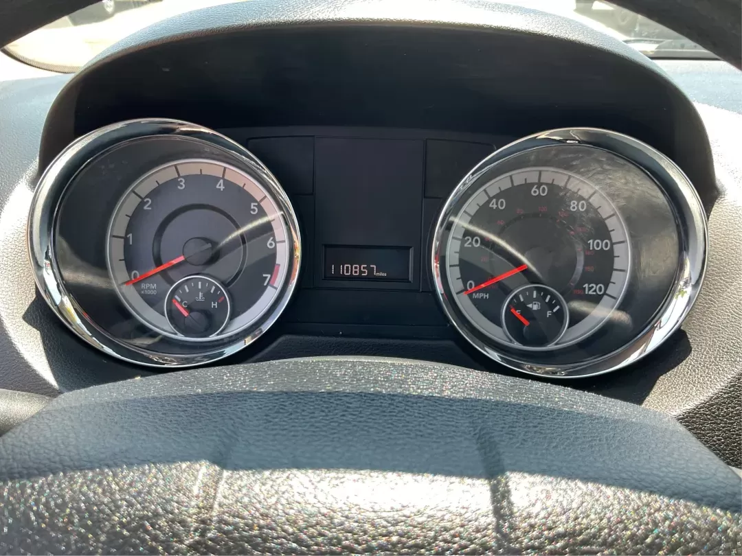 2013 Dodge Grand Caravan SE (2C4RDGBG2DR) with an 3.6L V6 DOHC 24V engine, 6-Speed Automatic transmission, located at 401 Woodman Dr, Riverside, OH, 45431, (937) 908-9800, 39.760899, -84.123421 - 2013 Dodge Grand Caravan SE - Photo#14