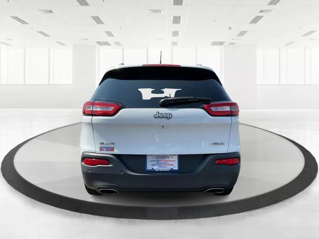 2016 Jeep Cherokee Latitude (1C4PJMCS9GW) with an Other engine, located at 8750 N County Rd 25A, Piqua, OH, 45356, (937) 908-9800, 40.164391, -84.232513 - Photo#3