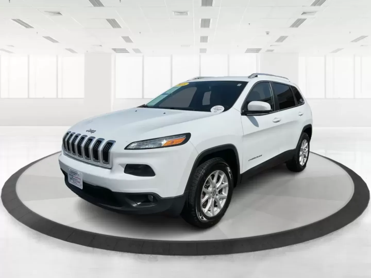 2016 Jeep Cherokee Latitude (1C4PJMCS9GW) with an Other engine, located at 8750 N County Rd 25A, Piqua, OH, 45356, (937) 908-9800, 40.164391, -84.232513 - Photo#7