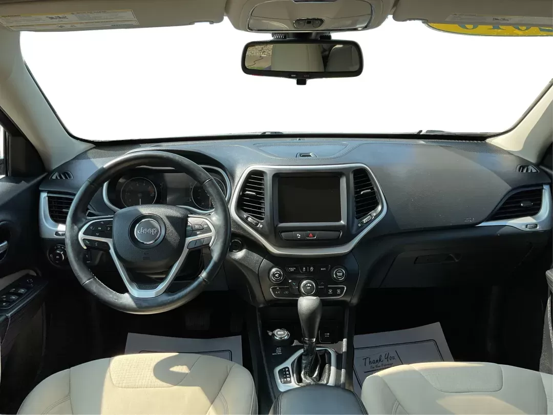 2016 Jeep Cherokee Latitude (1C4PJMCS9GW) with an Other engine, located at 8750 N County Rd 25A, Piqua, OH, 45356, (937) 908-9800, 40.164391, -84.232513 - Photo#20