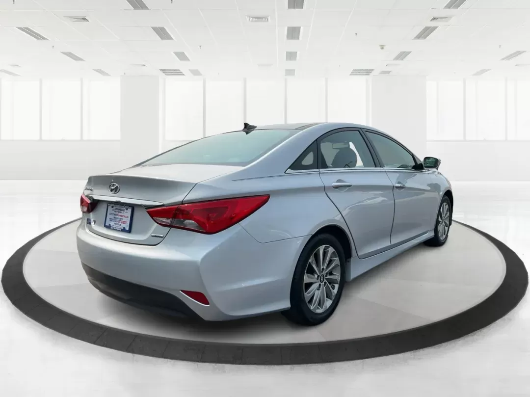 2014 Hyundai Sonata Limited (5NPEC4AC8EH) with an 2.4L I-4 gasoline direct injection engine, located at 1951 S Dayton Lakeview Rd., New Carlisle, OH, 45344, (937) 908-9800, 39.890999, -84.050255 - 2014 Hyundai Sonata Limited - Photo#2