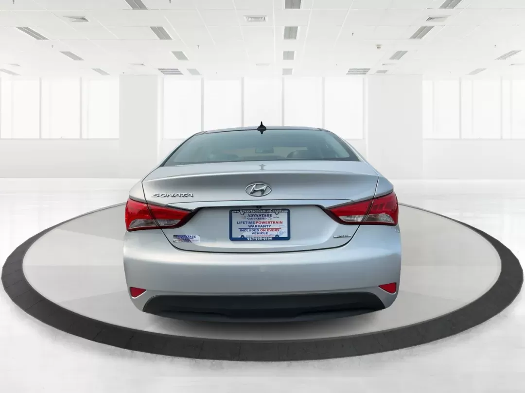 2014 Hyundai Sonata Limited (5NPEC4AC8EH) with an 2.4L I-4 gasoline direct injection engine, located at 1951 S Dayton Lakeview Rd., New Carlisle, OH, 45344, (937) 908-9800, 39.890999, -84.050255 - 2014 Hyundai Sonata Limited - Photo#3