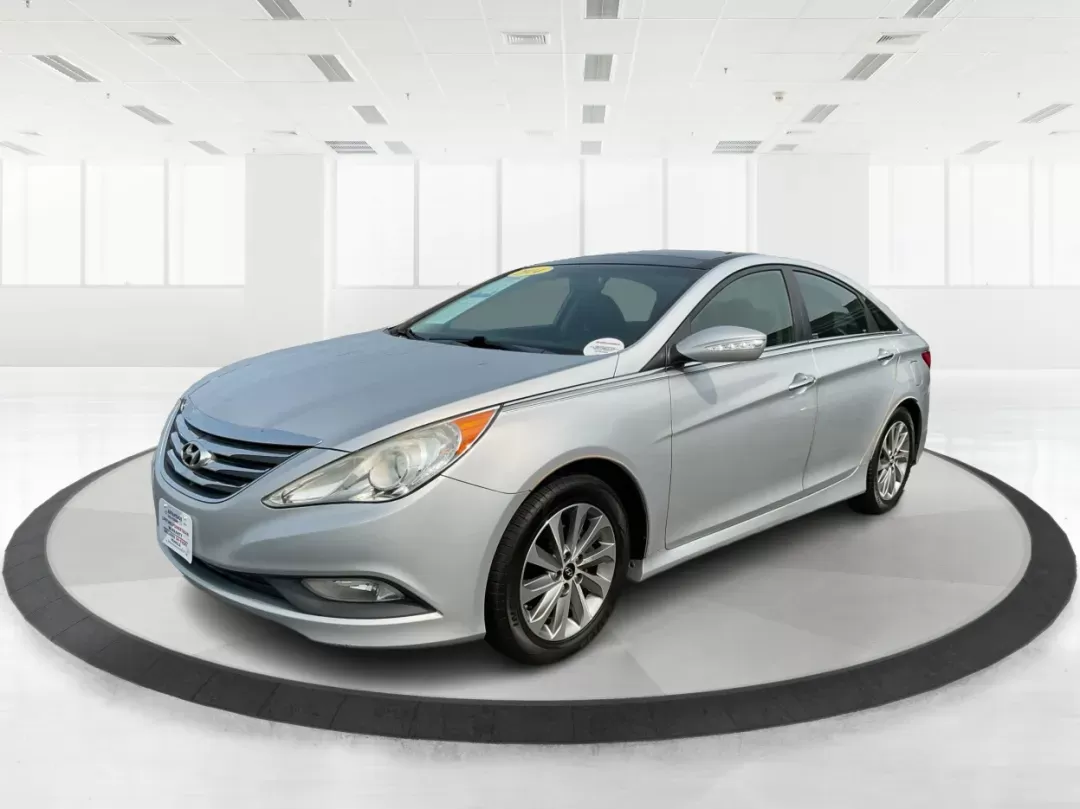 2014 Hyundai Sonata Limited (5NPEC4AC8EH) with an 2.4L I-4 gasoline direct injection engine, located at 1951 S Dayton Lakeview Rd., New Carlisle, OH, 45344, (937) 908-9800, 39.890999, -84.050255 - 2014 Hyundai Sonata Limited - Photo#7