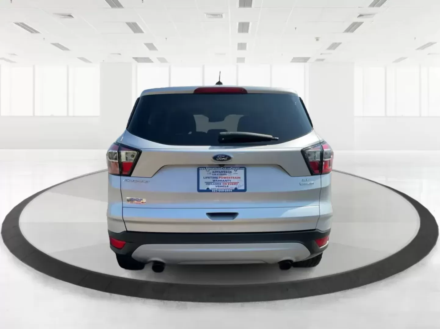 2017 Ford Escape SE (1FMCU9GD4HU) with an Other engine, located at 401 Woodman Dr, Riverside, OH, 45431, (937) 908-9800, 39.760899, -84.123421 - Photo#3