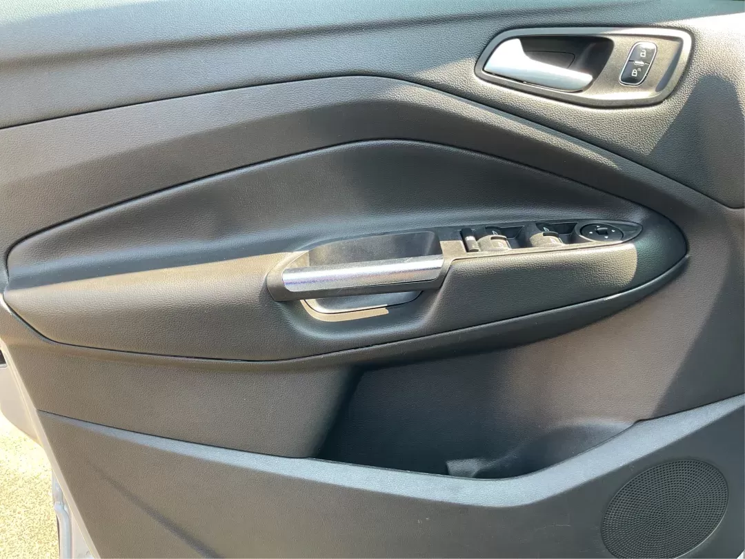 2017 Ford Escape SE (1FMCU9GD4HU) with an Other engine, located at 401 Woodman Dr, Riverside, OH, 45431, (937) 908-9800, 39.760899, -84.123421 - 2017 Ford Escape SE - Photo#18