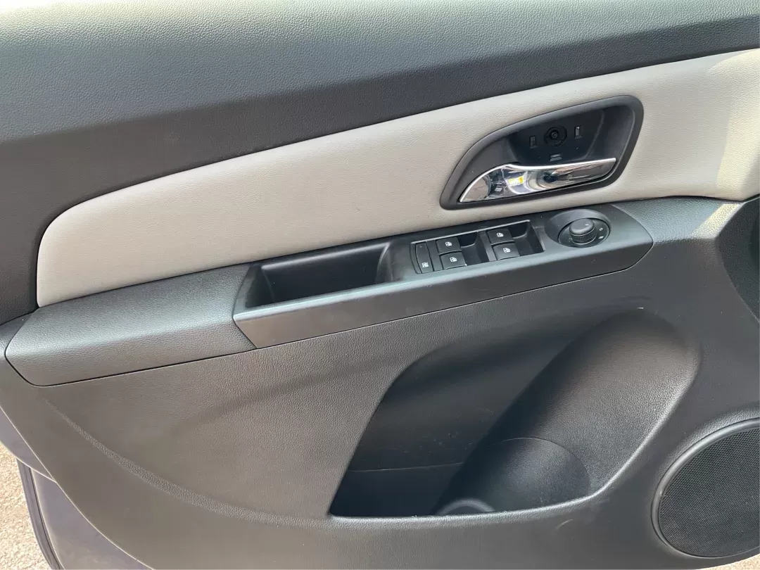 2014 Chevrolet Cruze LS Auto (1G1PA5SH3E7) with an ECOTEC 1.8L I-4 DOHC engine, located at 1951 S Dayton Lakeview Rd., New Carlisle, OH, 45344, (937) 908-9800, 39.890999, -84.050255 - 2014 Chevrolet Cruze LS Auto - Photo#17