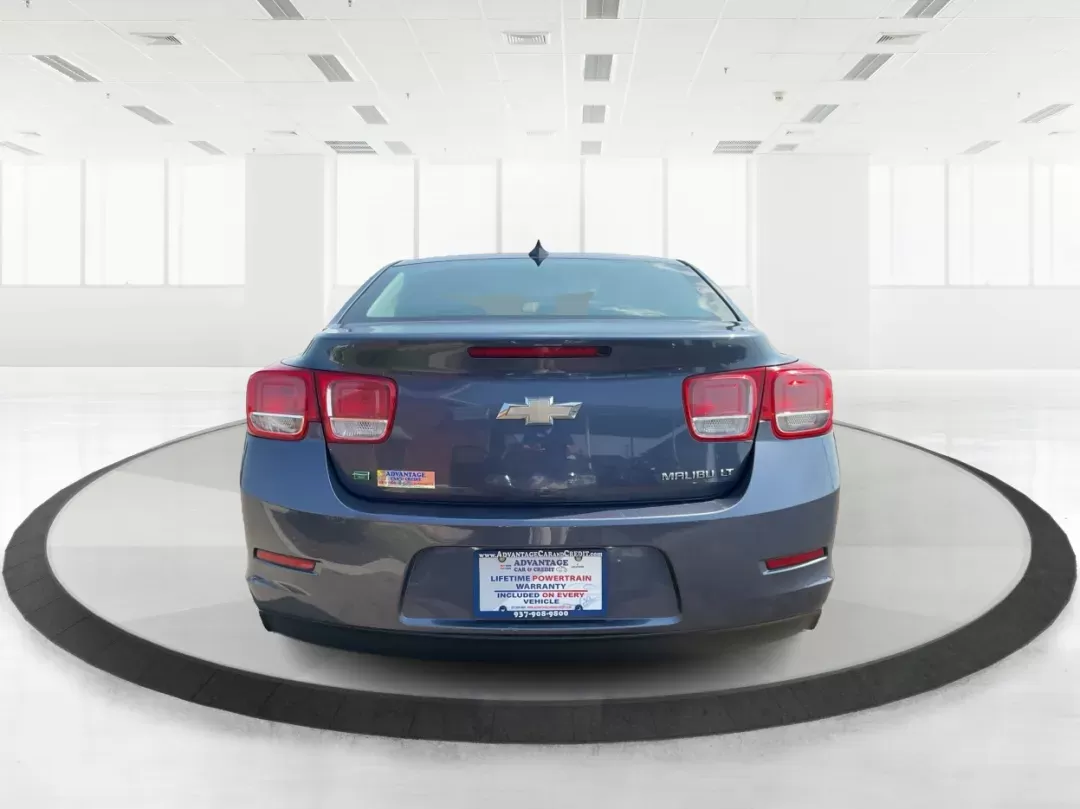 2015 Chevrolet Malibu 2LT (1G11D5SL8FF) with an ECOTEC 2.5L I-4 gasoline direct injection engine, located at 1230 East Main St, Xenia, OH, 45385, (937) 908-9800, 39.688026, -83.910172 - Photo#3