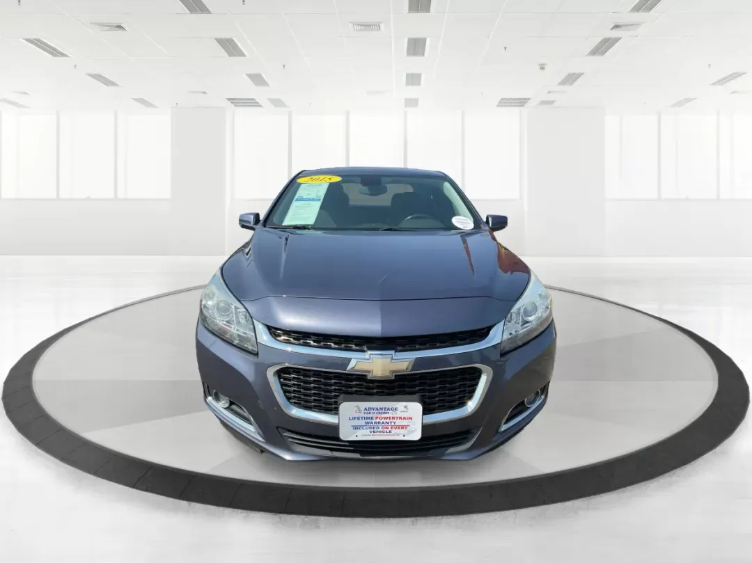 2015 Chevrolet Malibu 2LT (1G11D5SL8FF) with an ECOTEC 2.5L I-4 gasoline direct injection engine, located at 1230 East Main St, Xenia, OH, 45385, (937) 908-9800, 39.688026, -83.910172 - Photo#6