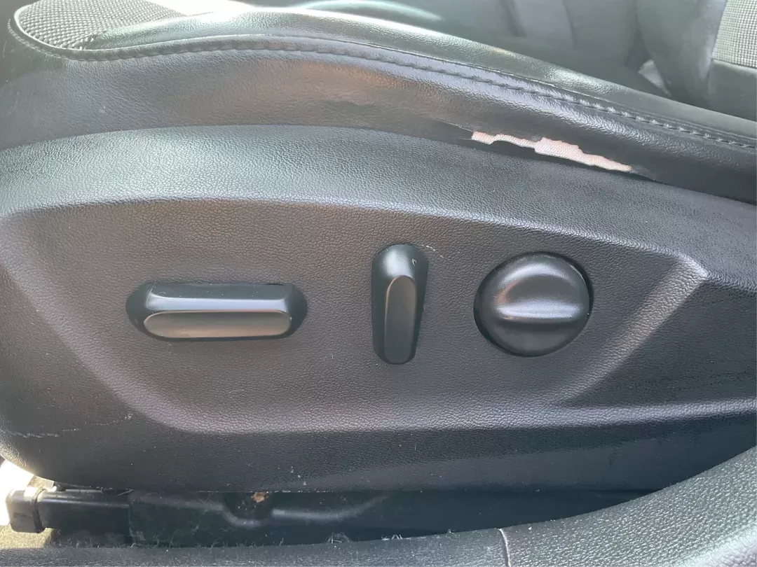 2015 Chevrolet Malibu 2LT (1G11D5SL8FF) with an ECOTEC 2.5L I-4 gasoline direct injection engine, located at 1230 East Main St, Xenia, OH, 45385, (937) 908-9800, 39.688026, -83.910172 - Photo#16
