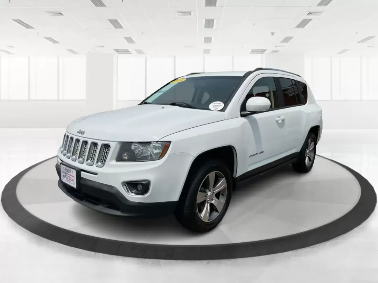 2016 Jeep Compass High Altitude Edition (1C4NJDEB9GD) with an 2.4L I-4 DOHC engine, located at 1230 East Main St, Xenia, OH, 45385, (937) 908-9800, 39.688026, -83.910172 - 2016 Jeep Compass High Altitude Edition - Photo#7