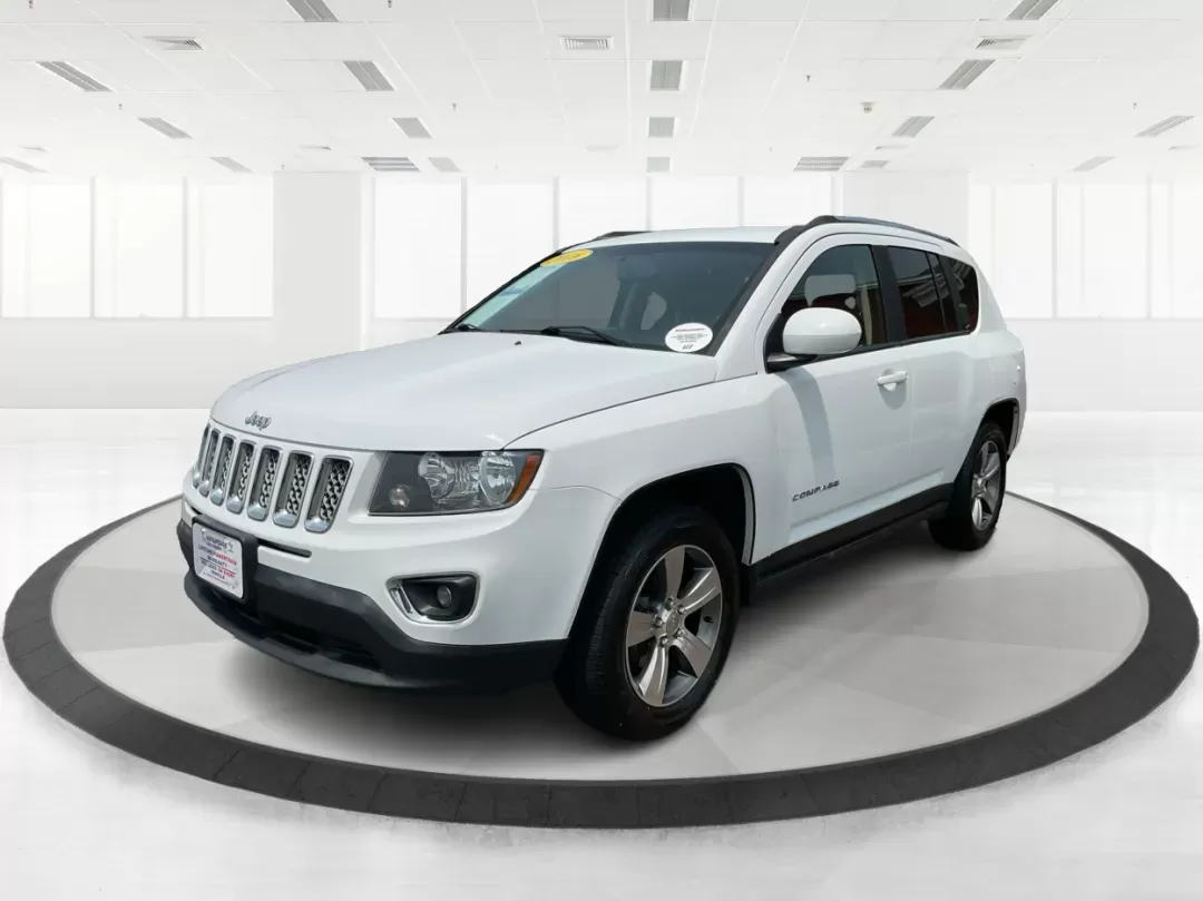 2016 Jeep Compass High Altitude Edition (1C4NJDEB9GD) with an 2.4L I-4 DOHC engine, located at 1230 East Main St, Xenia, OH, 45385, (937) 908-9800, 39.688026, -83.910172 - Photo#7