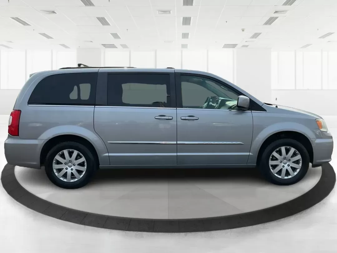 2014 Chrysler Town and Country Touring (2C4RC1BG3ER) with an 3.6L V6 DOHC 24V engine, 6-Speed Automatic transmission, located at 8750 N County Rd 25A, Piqua, OH, 45356, (937) 908-9800, 40.164391, -84.232513 - 2014 Chrysler Town and Country Touring - Photo#1