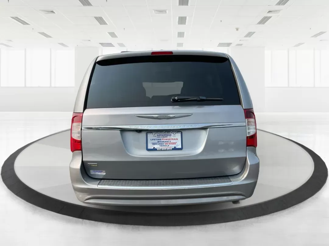 2014 Chrysler Town and Country Touring (2C4RC1BG3ER) with an 3.6L V6 DOHC 24V engine, 6-Speed Automatic transmission, located at 8750 N County Rd 25A, Piqua, OH, 45356, (937) 908-9800, 40.164391, -84.232513 - 2014 Chrysler Town and Country Touring - Photo#3