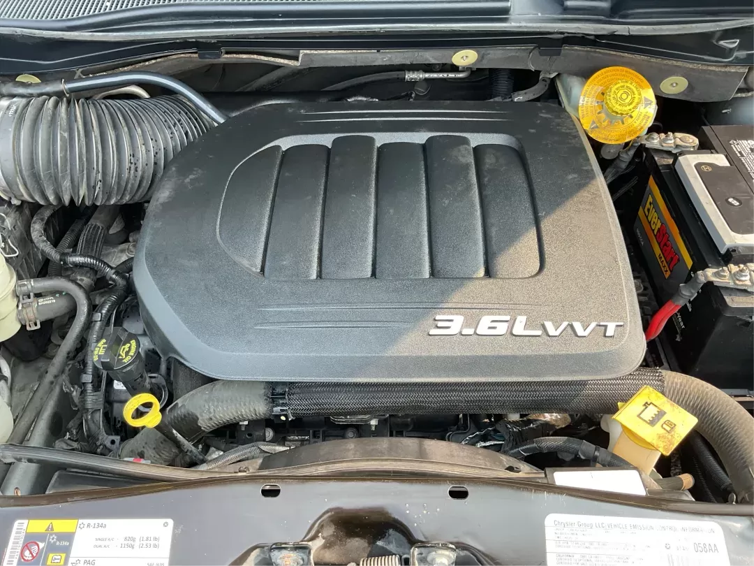 2014 Chrysler Town and Country Touring (2C4RC1BG3ER) with an 3.6L V6 DOHC 24V engine, 6-Speed Automatic transmission, located at 8750 N County Rd 25A, Piqua, OH, 45356, (937) 908-9800, 40.164391, -84.232513 - 2014 Chrysler Town and Country Touring - Photo#10