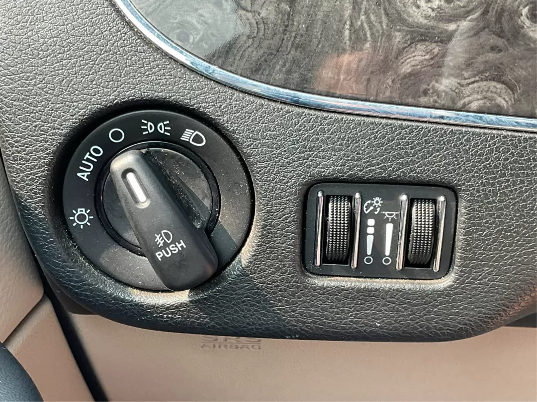 2014 Chrysler Town and Country Touring (2C4RC1BG3ER) with an 3.6L V6 DOHC 24V engine, 6-Speed Automatic transmission, located at 8750 N County Rd 25A, Piqua, OH, 45356, (937) 908-9800, 40.164391, -84.232513 - 2014 Chrysler Town and Country Touring - Photo#16