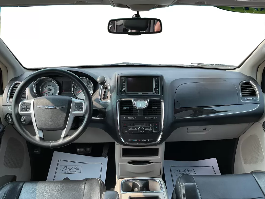 2014 Chrysler Town and Country Touring (2C4RC1BG3ER) with an 3.6L V6 DOHC 24V engine, 6-Speed Automatic transmission, located at 8750 N County Rd 25A, Piqua, OH, 45356, (937) 908-9800, 40.164391, -84.232513 - 2014 Chrysler Town and Country Touring - Photo#20