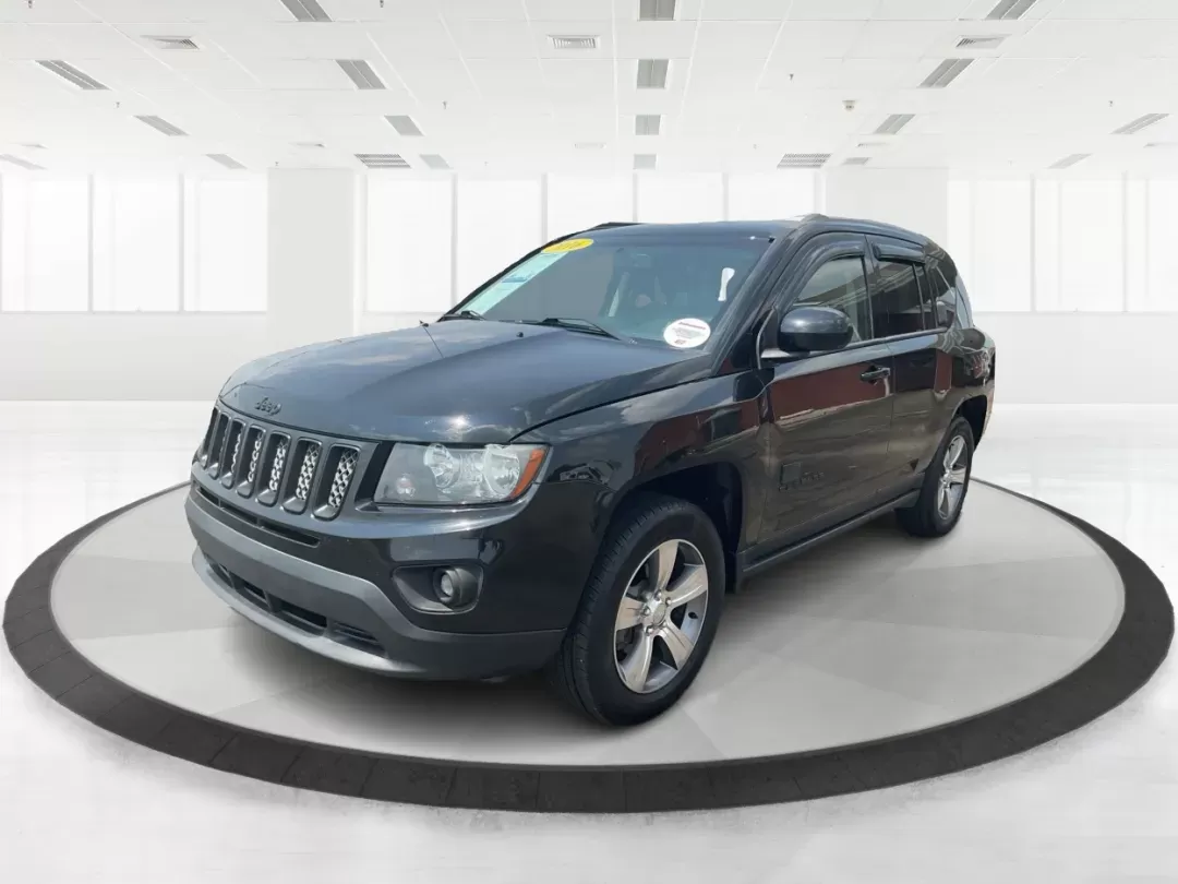 2016 Jeep Compass High Altitude Edition (1C4NJDEB2GD) with an 2.4L I-4 DOHC engine, located at 880 E. National Road, Vandalia, OH, 45377, (937) 908-9800, 39.891918, -84.183594 - Photo#7